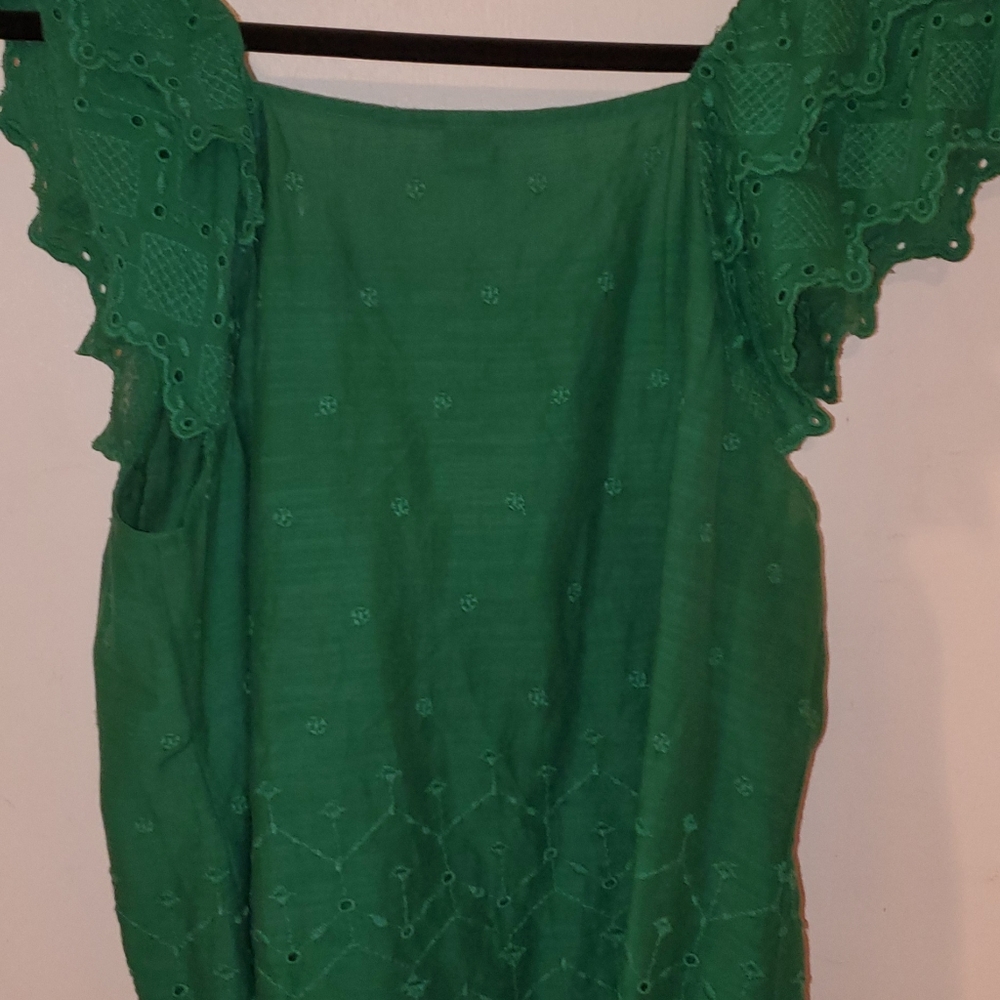 Green Old Navy ruffle blouse, never worn